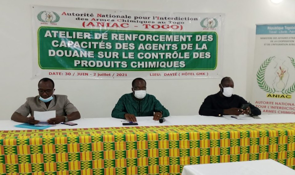 L’ANIAC-Togo outille les agents de douane sur le contrôle des produits chimiques